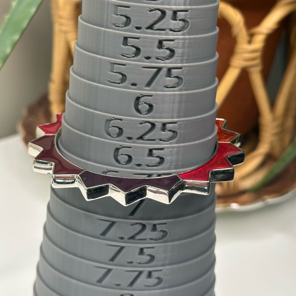 Oscar de la Renta Spring 2011 Runway Spiked Enamel Bangle Red Ombre Rare - Picture 5 of 10